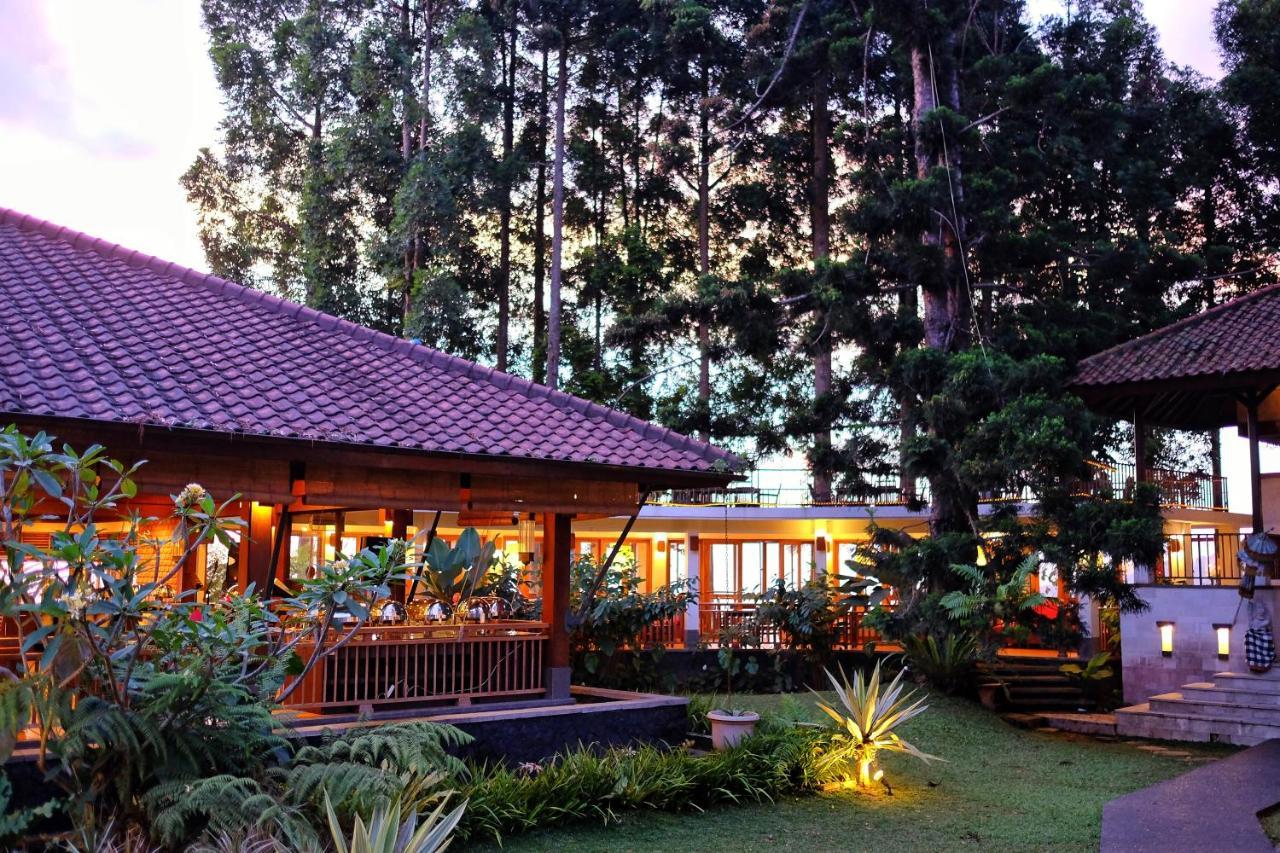 The Grand Hill Resort-Hotel Puncak Exteriör bild