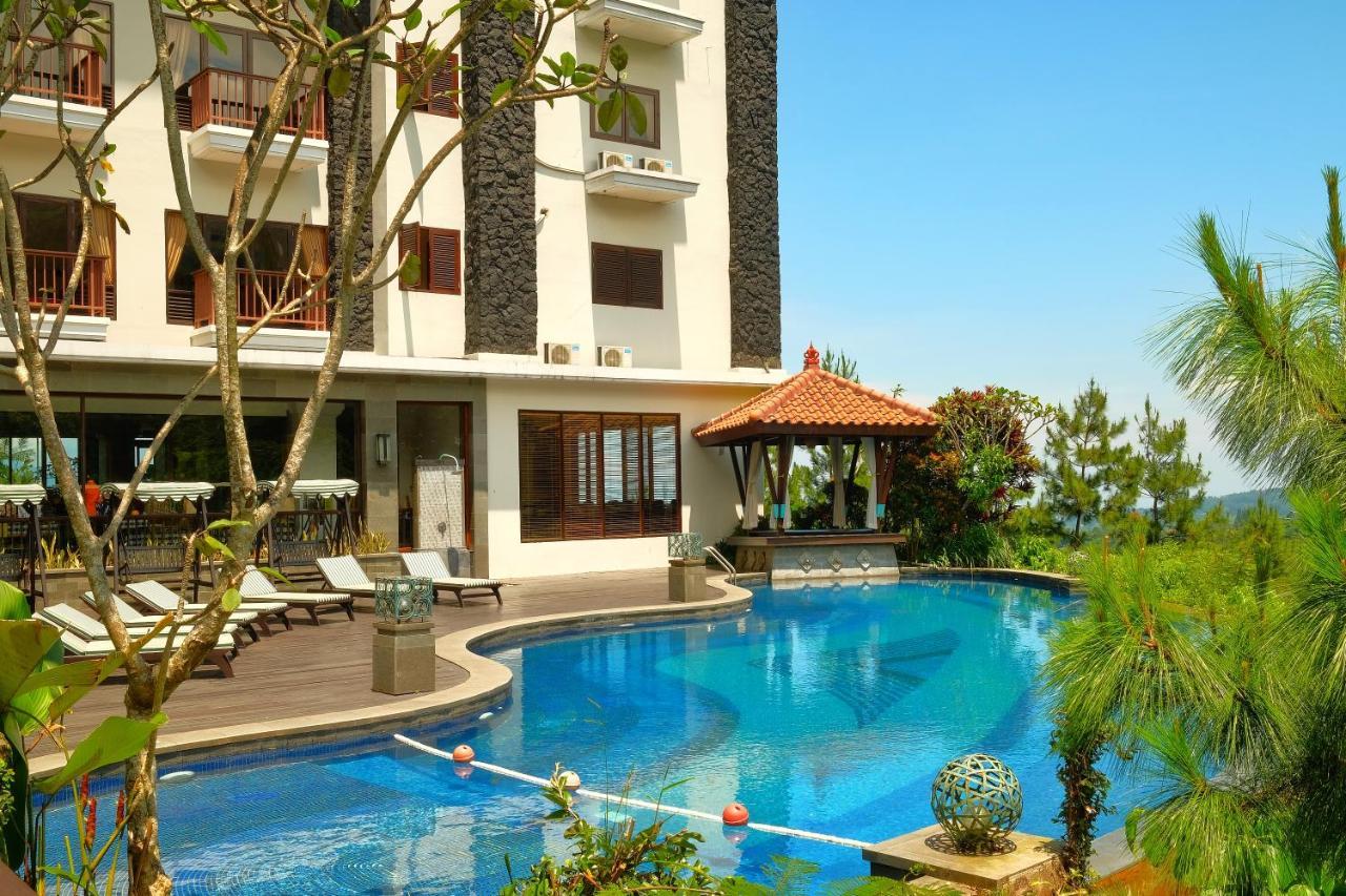 The Grand Hill Resort-Hotel Puncak Exteriör bild