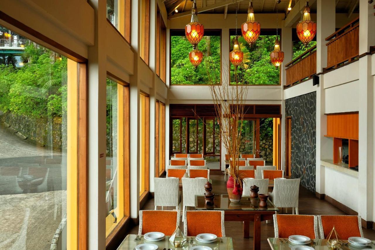 The Grand Hill Resort-Hotel Puncak Exteriör bild