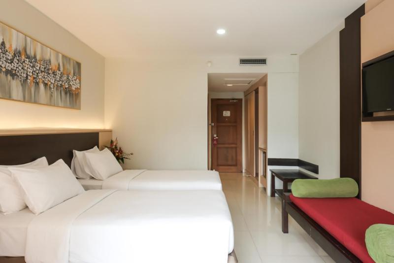 The Grand Hill Resort-Hotel Puncak Exteriör bild