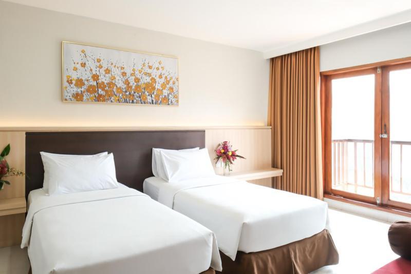 The Grand Hill Resort-Hotel Puncak Exteriör bild